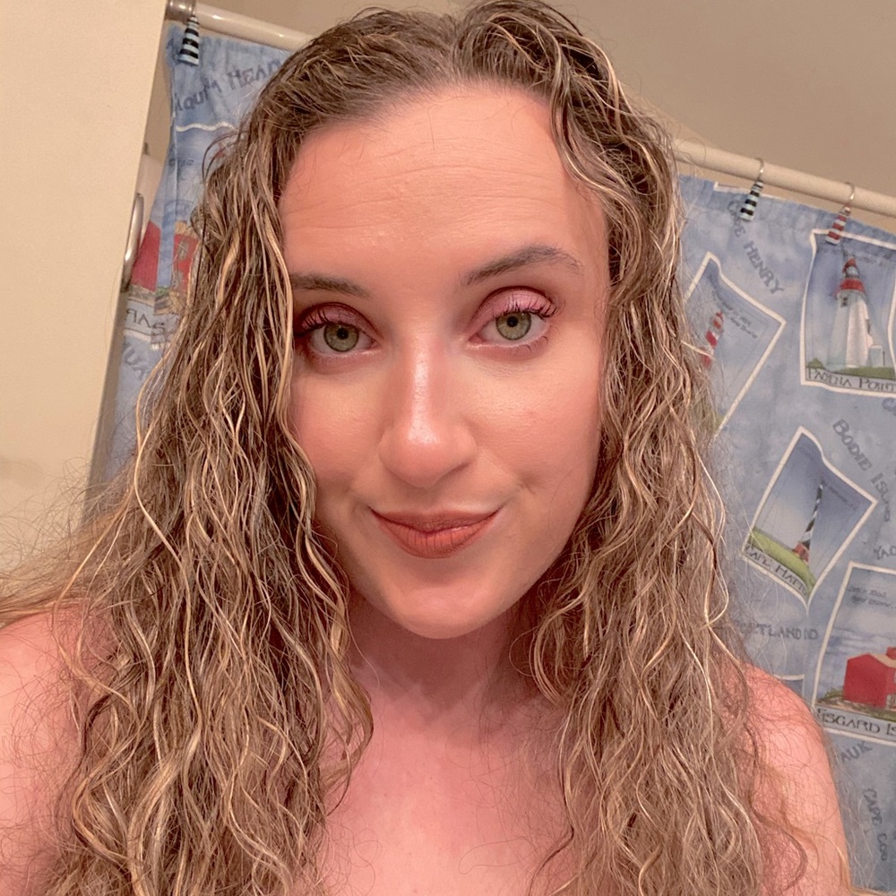 Meet your Posher, Emily kate